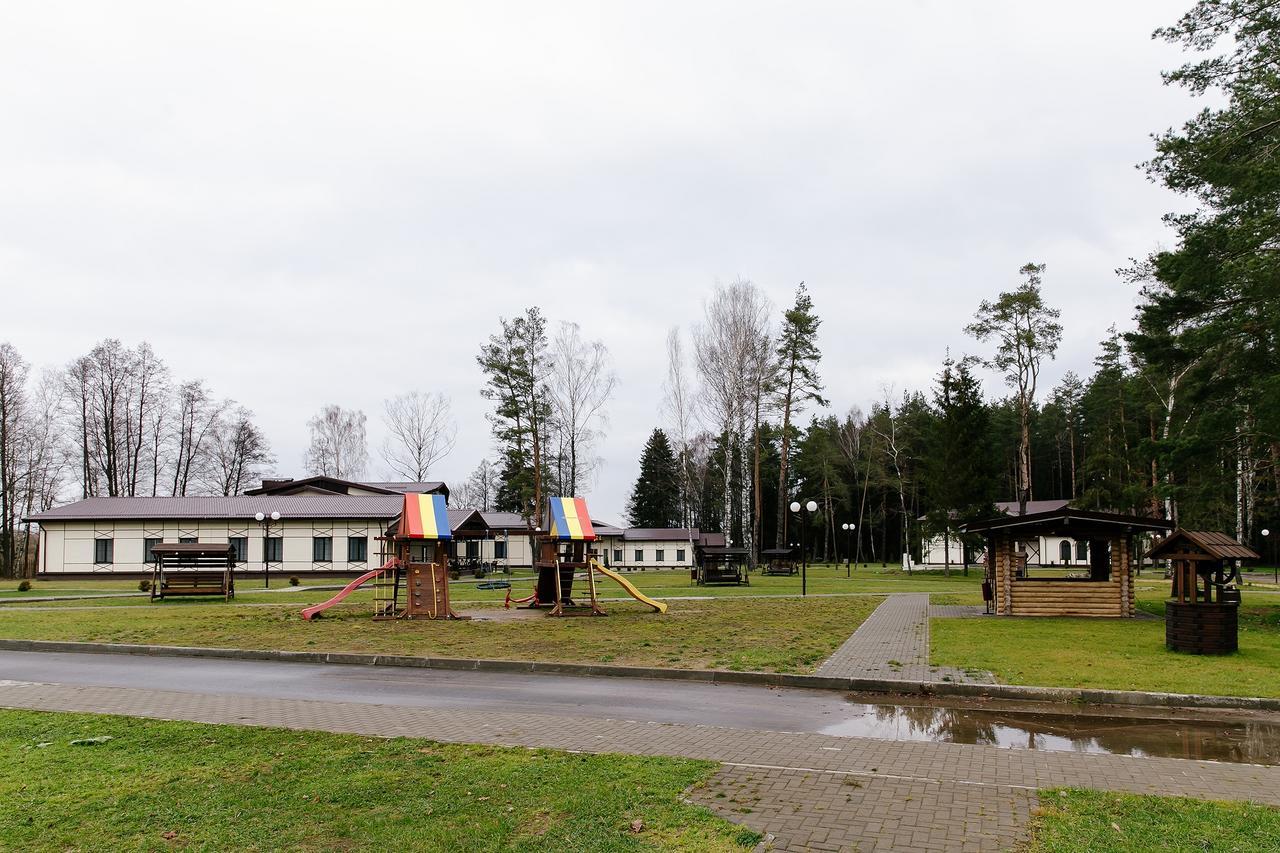 Baza Otdykha Chaika Hotel Zhodzina Buitenkant foto