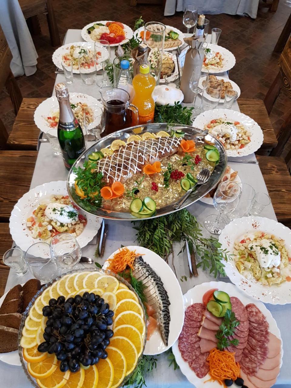 Baza Otdykha Chaika Hotel Zhodzina Buitenkant foto